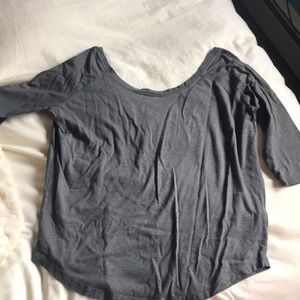 Fabletics gray shirt